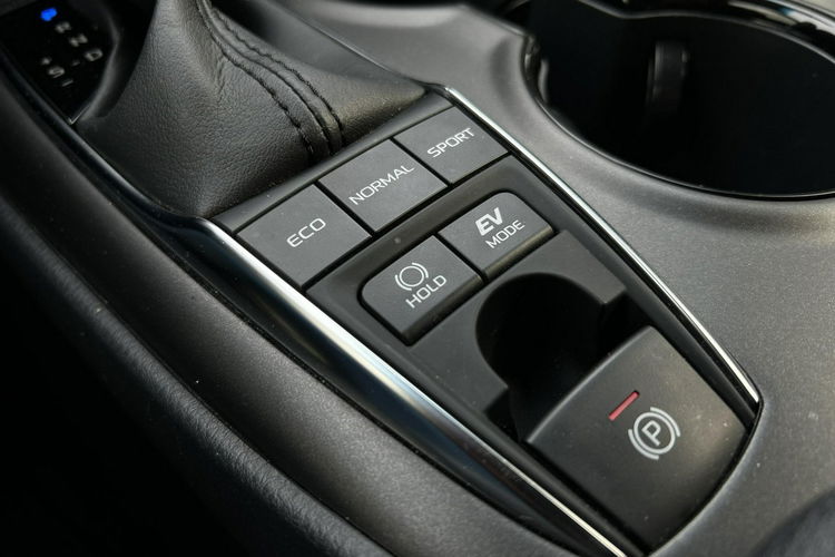 Toyota Camry 2.5 HSD 218KM COMFORT BUSINESS, salon Polska, gwarancja, FV23% zdjęcie 25