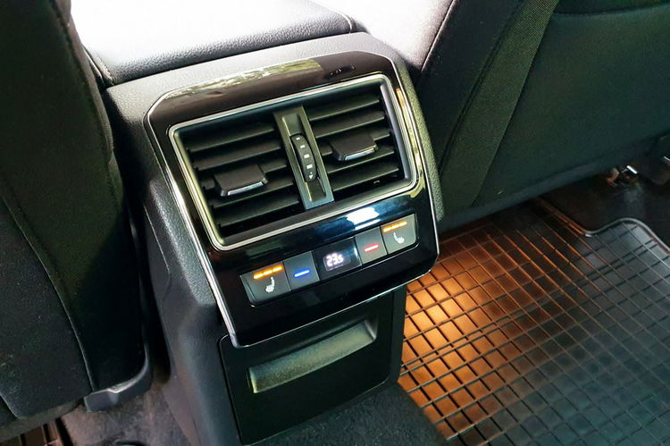 Skoda Superb STYLE, Bi-xenon, NAVI, Canton, DSG, Salon PL, serwis ASO, F.VAT23, leasing zdjęcie 34