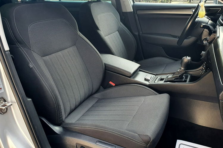 Skoda Superb STYLE, Bi-xenon, NAVI, Canton, DSG, Salon PL, serwis ASO, F.VAT23, leasing zdjęcie 43
