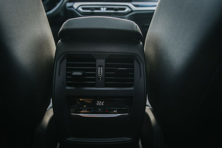 BMW M2 M240i Salon Polska Faktura VAT 23% X-drive zdjęcie 32