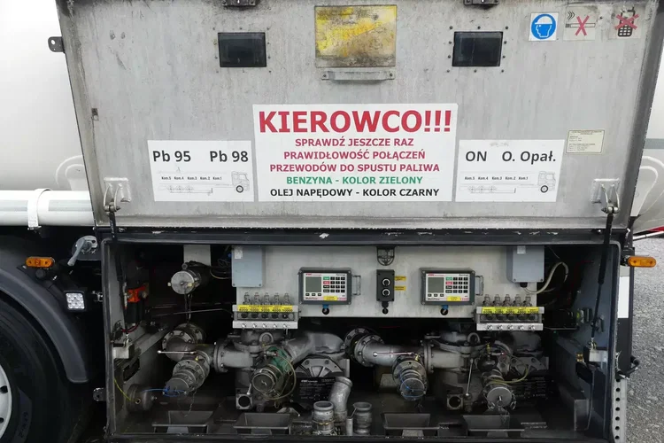 STOKOTA CYSTERNA PALIWOWA / 5 KOMOROWA / ON / BP / zdjęcie 20