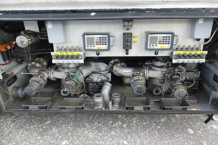 STOKOTA CYSTERNA PALIWOWA / 5 KOMOROWA / ON / BP / zdjęcie 21