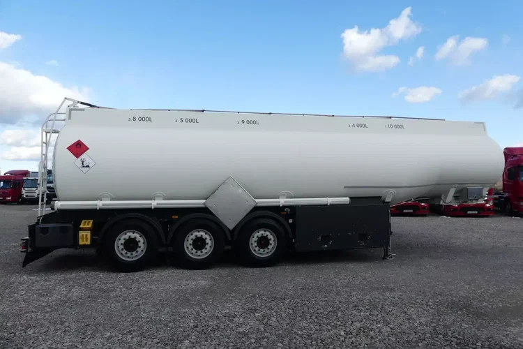 STOKOTA CYSTERNA PALIWOWA / 5 KOMOROWA / ON / BP / zdjęcie 7