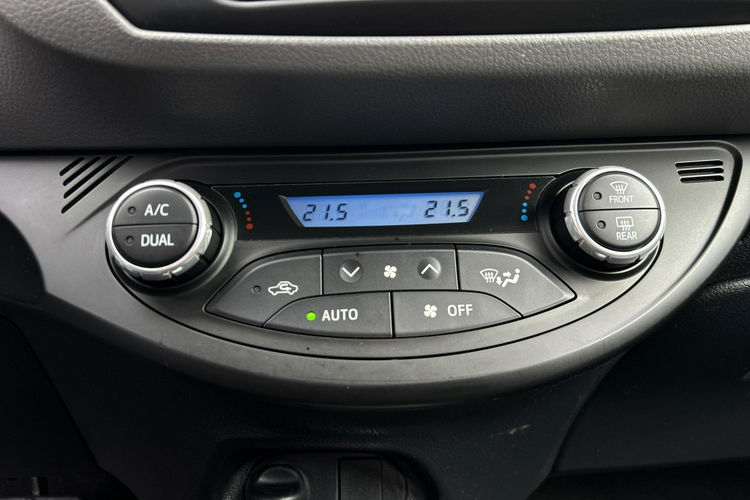 Toyota Yaris 1.5 HSD 100KM ACTIVE, salon Polska, gwarancja zdjęcie 18
