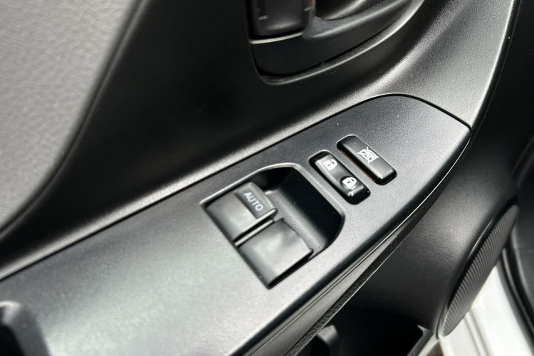 Toyota Yaris 1.5 HSD 100KM ACTIVE, salon Polska, gwarancja zdjęcie 19