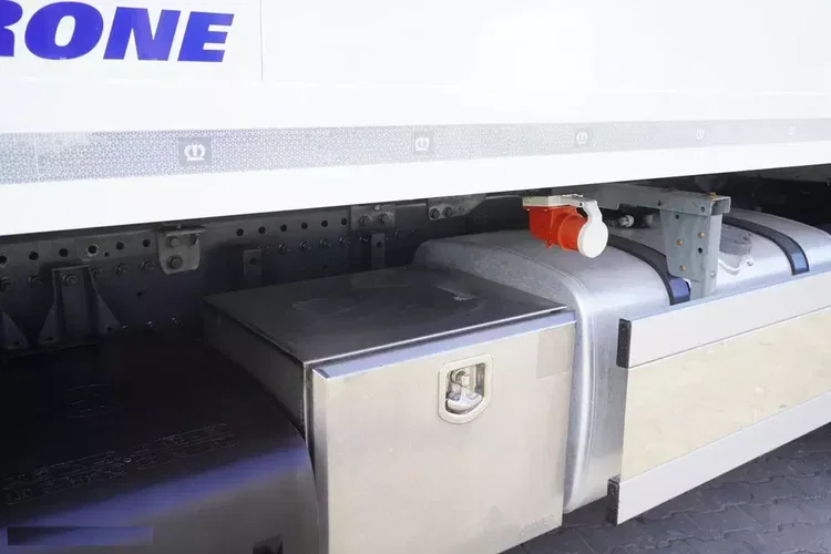 DAF XF 480 / 2021 / Chłodnia Krone Multitemperatura / 185 000 km zdjęcie 11