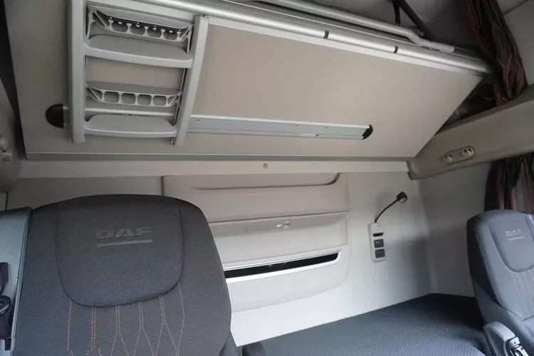 DAF XF 480 / 2021 / Chłodnia Krone Multitemperatura / 185 000 km zdjęcie 27