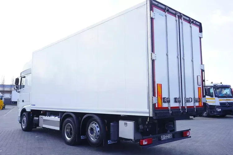 DAF XF 480 / 2021 / Chłodnia Krone Multitemperatura / 185 000 km zdjęcie 7