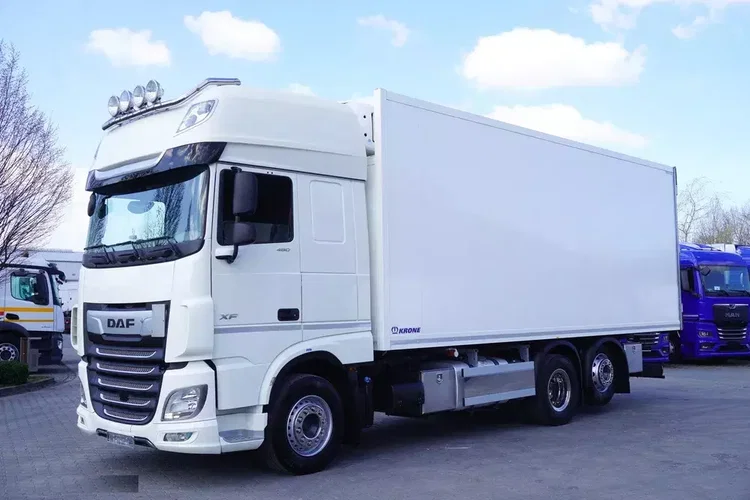 DAF XF 480 / 2021 / Chłodnia Krone Multitemperatura / 185 000 km zdjęcie 9