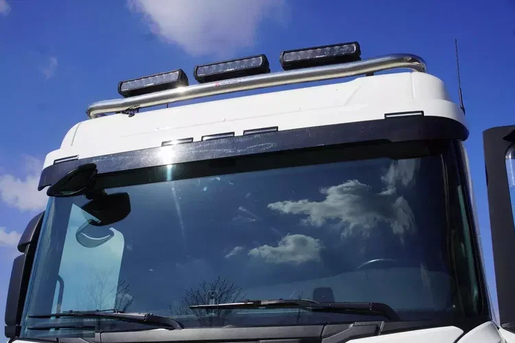 Scania R540 / 8×4 / r.2022 / rama 8.35 m / oś skrętna zdjęcie 10