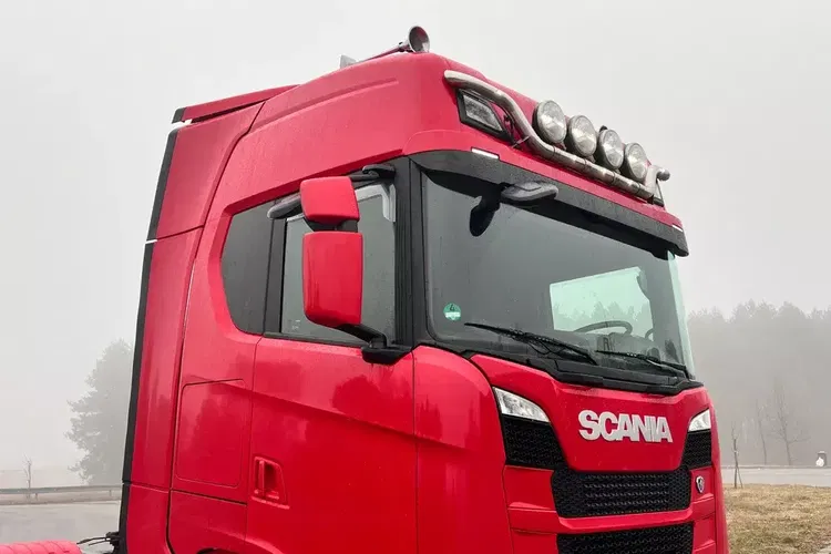 S500 Pełna opcja cały na poduszce z Niemiec scania idealny stan zdjęcie 19