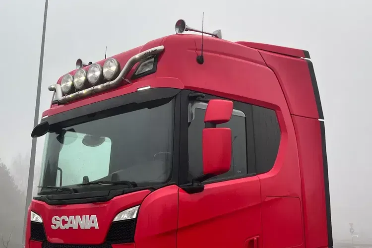 S500 Pełna opcja cały na poduszce z Niemiec scania idealny stan zdjęcie 20