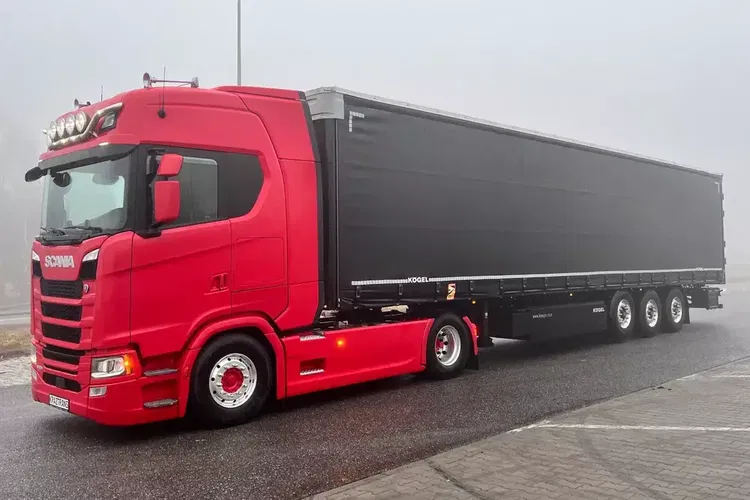 S500 Pełna opcja cały na poduszce z Niemiec scania idealny stan zdjęcie 34