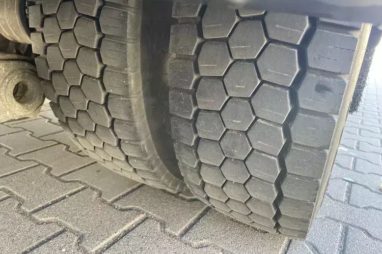 Mercedes ATEGO 1224 zdjęcie 14