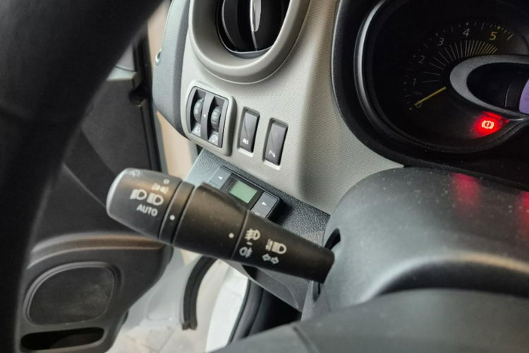 Renault Trafic 1.6 DCi 120 KM / WYSOKI /L2H3/ WEBASTO /ORYGINALNY NISKI PRZEBIEG/1 WŁ zdjęcie 18