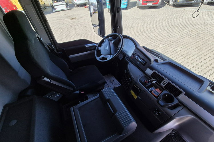 TGS 26.320 MAN TGS 26.320 / NAJLEPSZA OFERTA 3 OSIOWEJ CHŁODNI //FRIGOBLOCK 4 zdjęcie 27