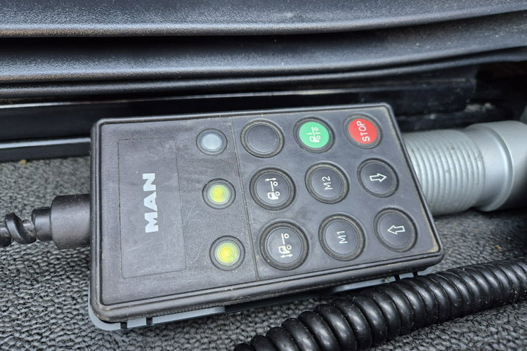 TGS 26.320 MAN TGS 26.320 / NAJLEPSZA OFERTA 3 OSIOWEJ CHŁODNI //FRIGOBLOCK 4 zdjęcie 37