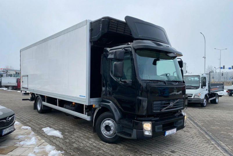 samochód ciężarowy Volvo zdjęcie 1