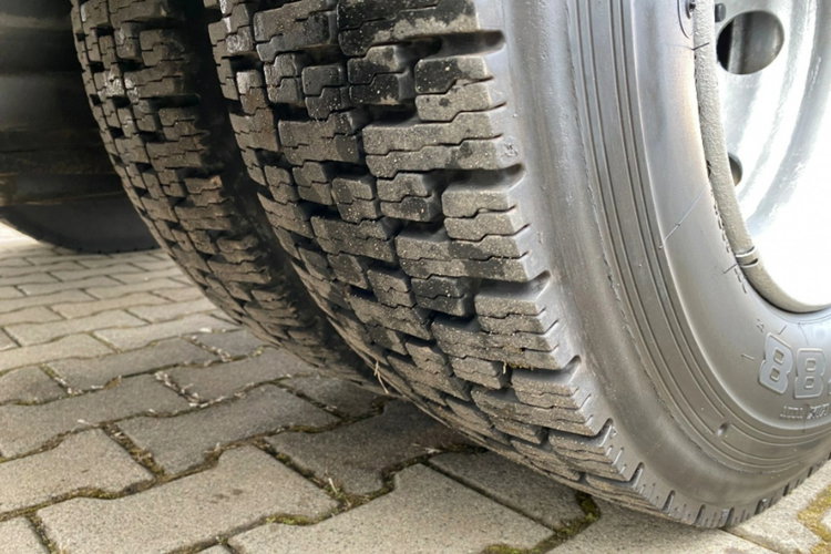 Volvo FL240 zdjęcie 16