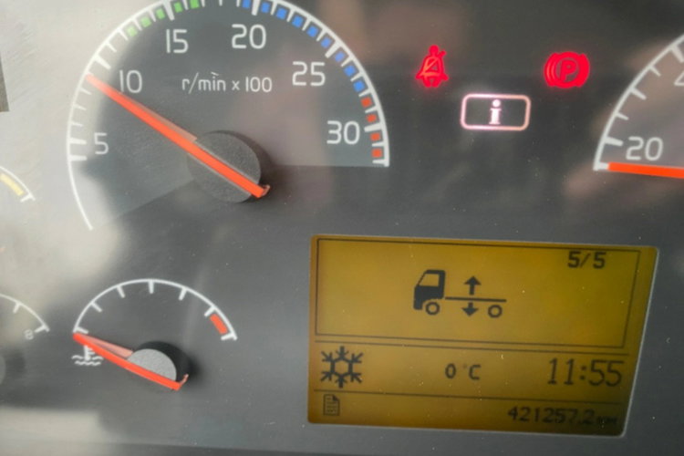 Volvo FL240 zdjęcie 23