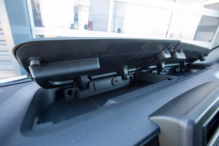 Renault Master 8ep KONTENER + WINDA 750kg zdjęcie 13
