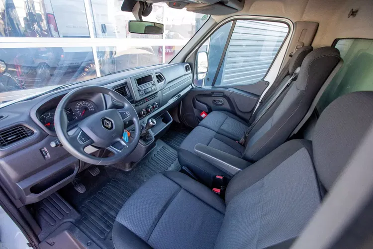 Renault Master 8ep KONTENER + WINDA 750kg zdjęcie 9