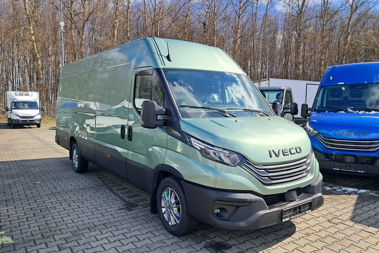 IVECO Daily 35S18HA8 V zdjęcie 2