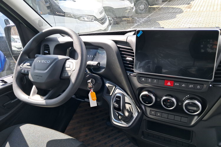IVECO Daily 35S18HA8 V zdjęcie 8