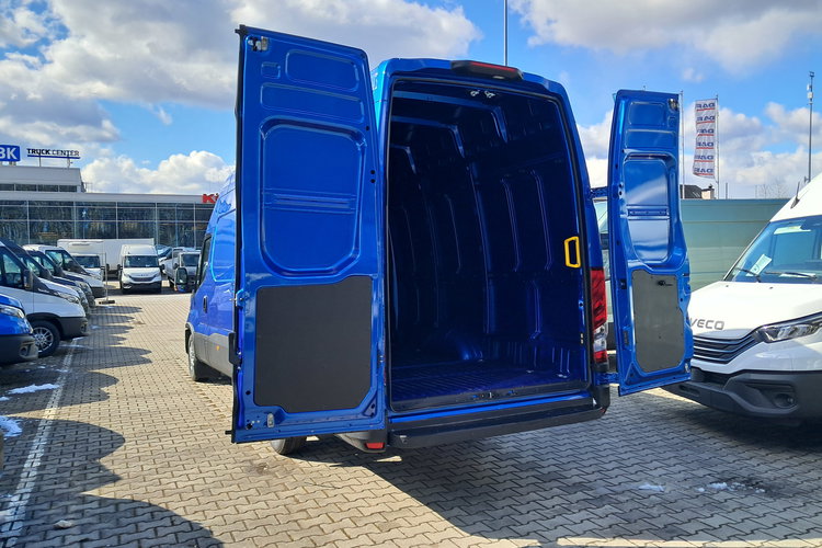 Iveco Daily 35S18HA8 V zdjęcie 15
