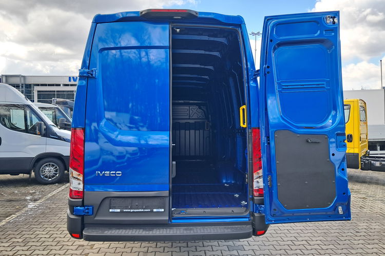 IVECO Daily 35S18HA8 V zdjęcie 11