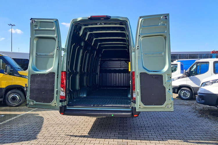 IVECO Daily 35S18HA8 V zdjęcie 10