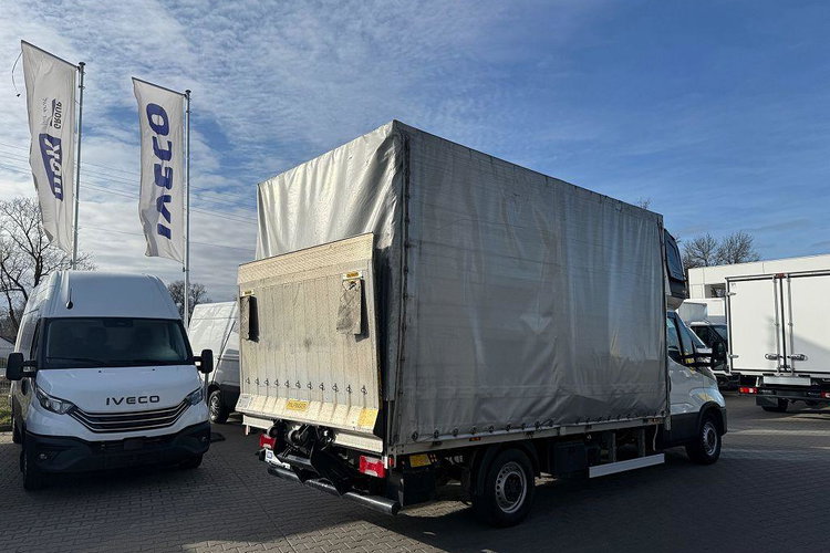 IVECO/CARPOL DAILY 35 S18 zdjęcie 3