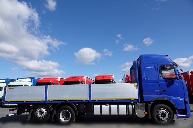 Volvo FH 500 / 6X2 / SKRZYNIOWY - 7.4 M / SOLÓWKA / OŚ PODNOSZONA / 258 TYŚ. KM !  zdjęcie 16