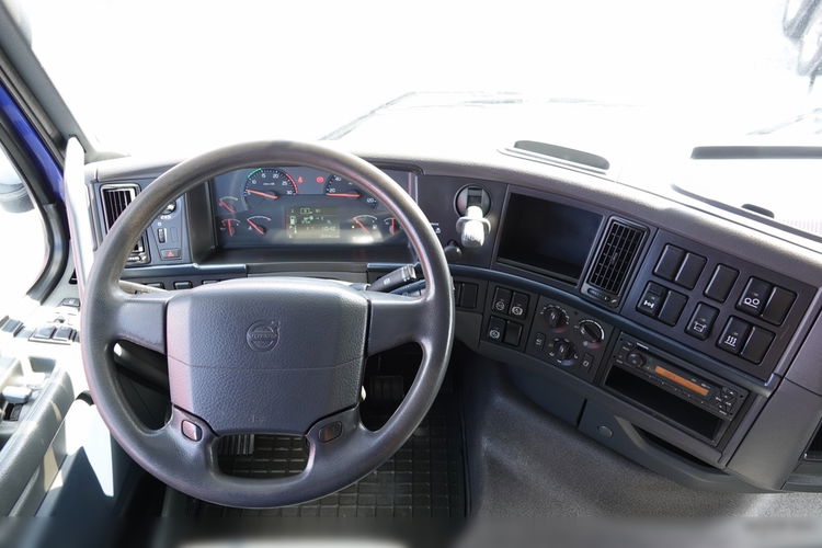 Volvo FH 500 / 6X2 / SKRZYNIOWY - 7.4 M / SOLÓWKA / OŚ PODNOSZONA / 258 TYŚ. KM !  zdjęcie 31
