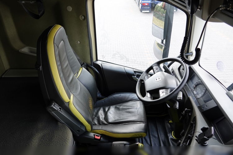 Volvo FH 750 / FH 16 / KLIMA POSTOJOWA / TV / SKÓRY / ALUFELGI / OPONY 100% / zdjęcie 27