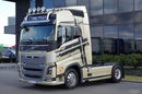 Volvo FH 750 / FH 16 / KLIMA POSTOJOWA / TV / SKÓRY / ALUFELGI / OPONY 100% / zdjęcie 3