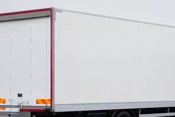 DAF ZABUDOWA / KONTENER / ROLETA / DŁ. 7,7 M