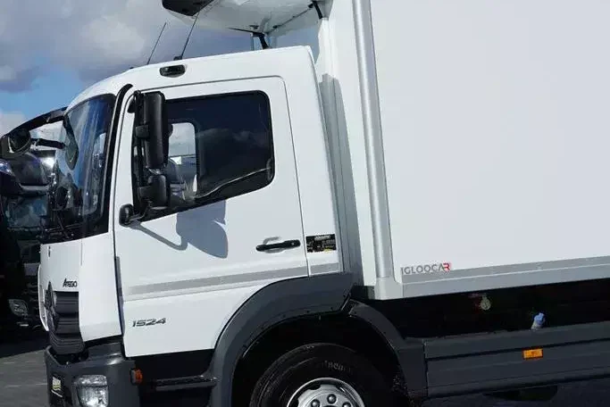 Mercedes ATEGO / 1524 / EURO 6 / CHŁODNIA + WINDA / 16 PALET / ŁAD. 7765KG zdjęcie 26