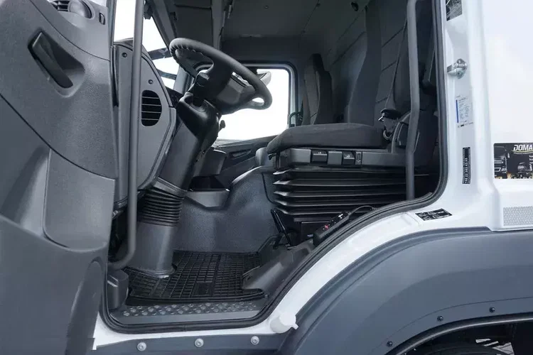 Mercedes ATEGO / 1524 / EURO 6 / CHŁODNIA + WINDA / 16 PALET / ŁAD. 7765KG zdjęcie 40