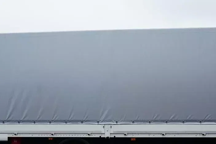 Renault ZABUDOWA / SRZYNIOWA + WINDA / DŁ. 7,15 M zdjęcie 4