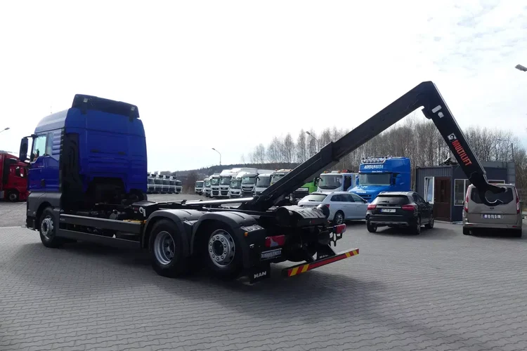 MAN TGX 26.400 / 6x2 / HAKOWIEC / HIAB MULTILIFT 18T / EURO 6 / zdjęcie 4