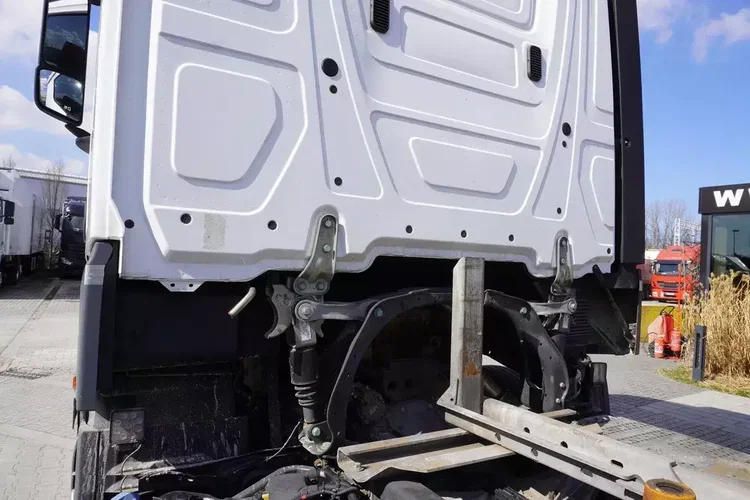 Mercedes Actros 2543 / BDF / Retarder / kabina sypialna zdjęcie 10
