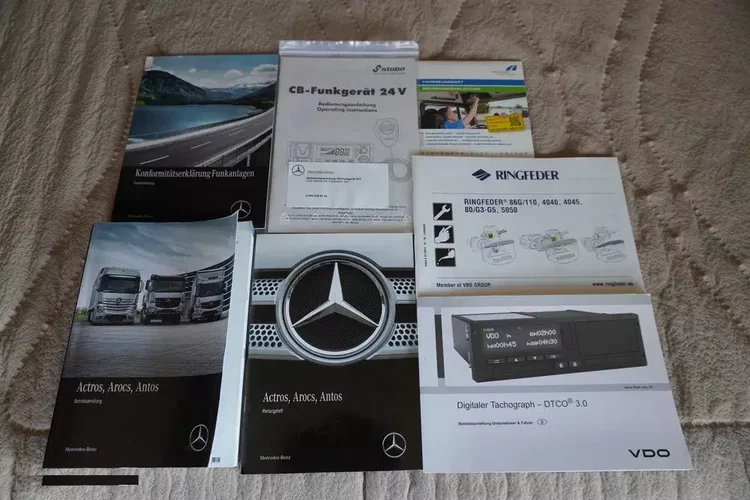 Mercedes Actros 2543 / BDF / Retarder / kabina sypialna zdjęcie 29