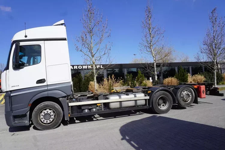 Mercedes Actros 2543 / BDF / Retarder / kabina sypialna zdjęcie 3
