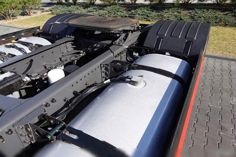 Volvo FH 500 / XXL / KLIMA POSTOJOWA / I-SAVE / NOWY MODEL / OPONY 100% / PO ZŁOTYM KONTRAKCIE SERWISOWYM zdjęcie 11