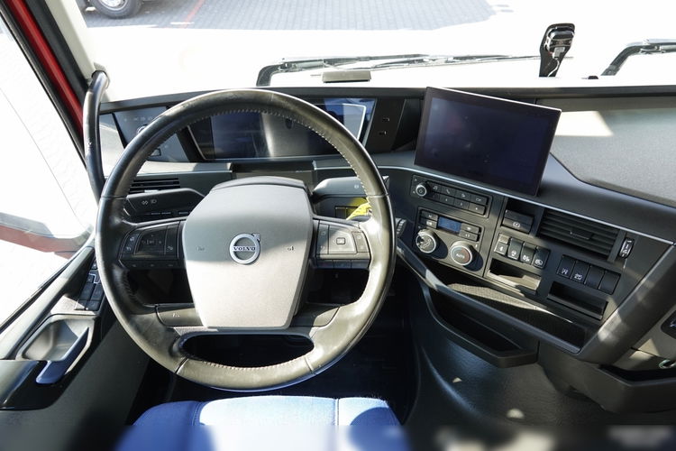 Volvo FH 500 / XXL / KLIMA POSTOJOWA / I-SAVE / NOWY MODEL / OPONY 100% / PO ZŁOTYM KONTRAKCIE SERWISOWYM zdjęcie 26