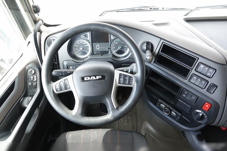 DAF XF 480 / ADR / RETARDER / KLIMA POSTOJOWA / CAŁY NA PODUSZKACH / OPONY 100% zdjęcie 26