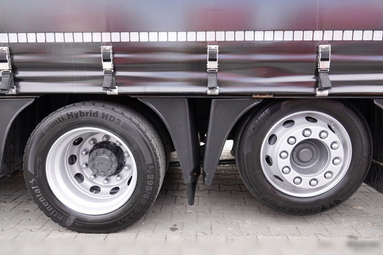 DAF XF 480 / ZESTAW TANDEM / 120 M3 / PRZEJAZDOWY / KLIMA POSTOJOWA / 2019 ROK / PO KONTRAKCIE SERWISOWYM /  zdjęcie 43