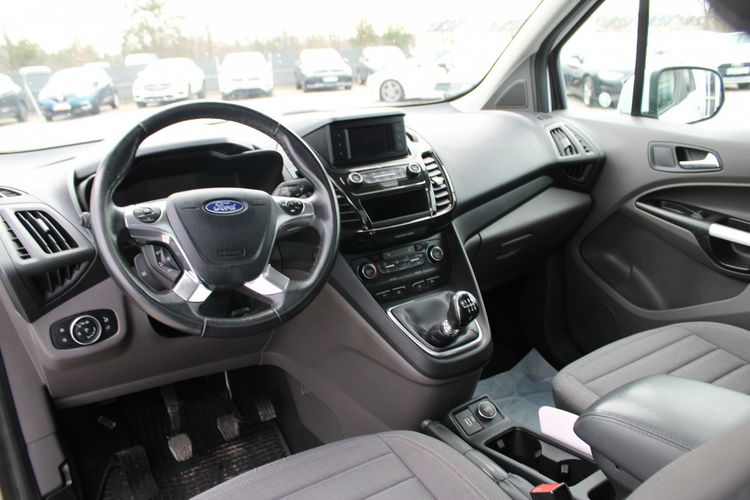 Ford Tourneo Connect Titanium 120HP Panorama F-vat Gwarancja Krajowy zdjęcie 19