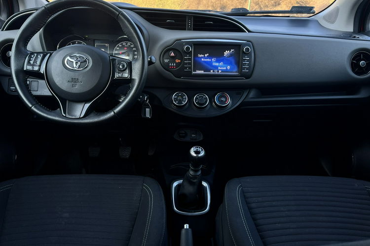 Toyota Yaris Salon Polska Poleasingowy I właściciel Serwis ASO VAT 23% Bezwypadkowy zdjęcie 7